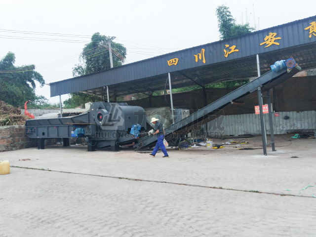 玉米秸稈（gǎn）粉碎機